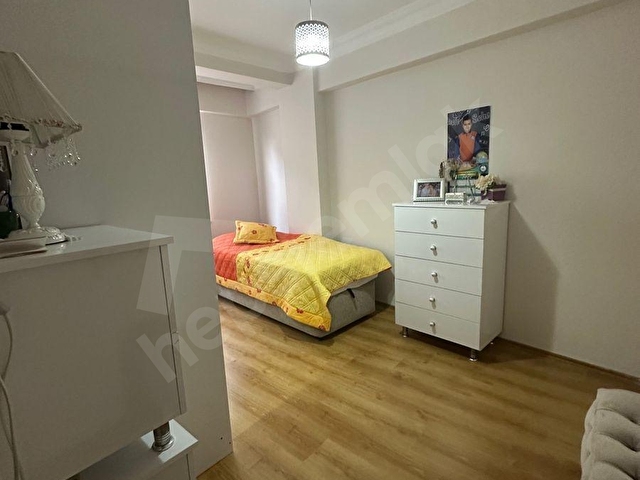 ÇEKMEKÖY MERKEZ MAHALLESİ 2+1 75m2 EBEVEYN BANYOLU GENÇ BİNADA SATILIK 5.700.000 TL - Görsel 20
