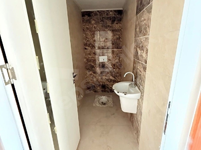 ALTAYLILAR MAH.SİTE İÇERİSİNDE 4.KAT 4+1 220 M.SATILIK SIFIR DAİRE - Görsel 11
