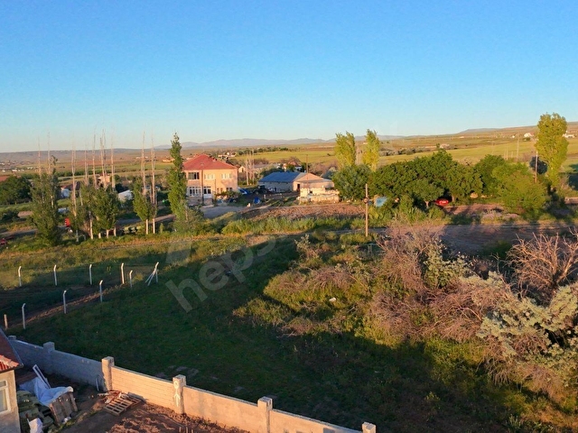 BÜNYAN BÜYÜKTUZHİSAR DA 466 m2 VİLLLA PARSELİ