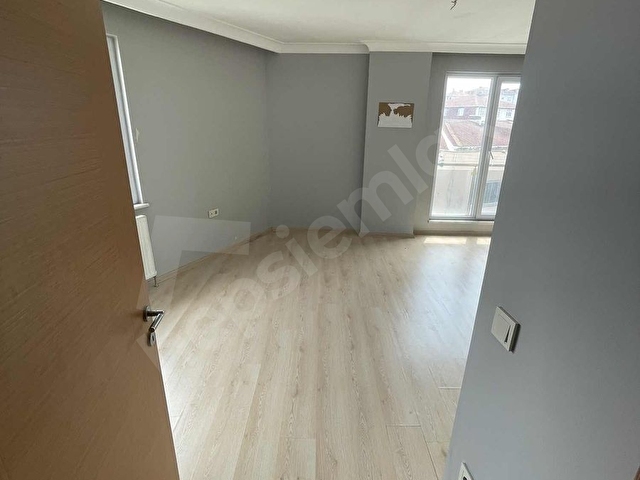 ÜMRANİYE CEMİL MERİÇTE KİRALIK 2+1 FERAH DAİRE - Görsel 2