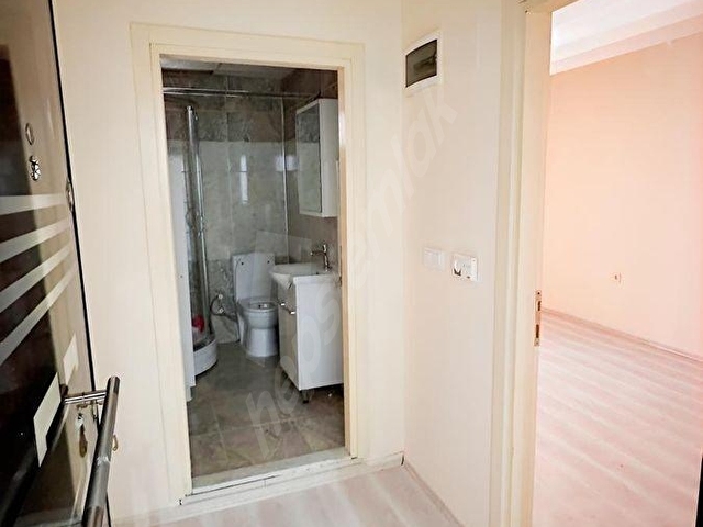 ÇANAKKALE BARBAROS İLKÖĞRETİM OKULU ARKASINDA 1+1 KİRALIK DAİRE - Görsel 3