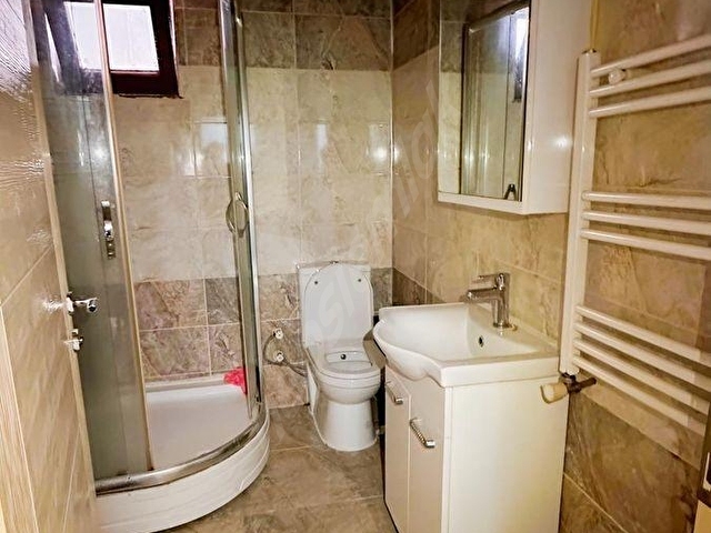ÇANAKKALE BARBAROS İLKÖĞRETİM OKULU ARKASINDA 1+1 KİRALIK DAİRE - Görsel 6