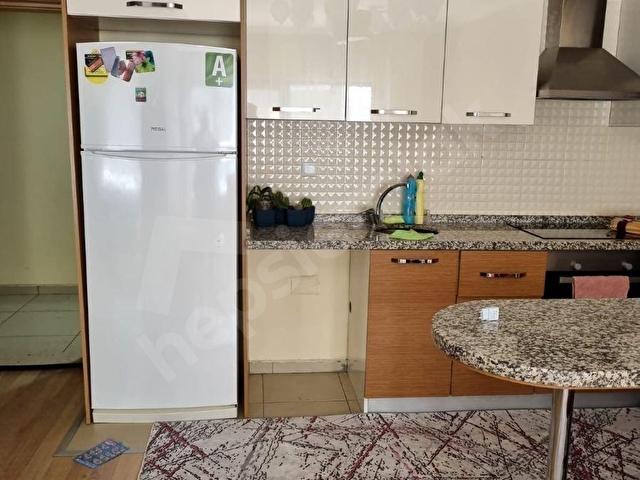 SELÇUKLU İSTANBUL YOLUNA CEPHE SİTE İÇİNDE 1+1 EŞYALI DAİRE - Görsel 10