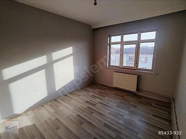 KUZEY EMLAKTAN METRO YAKINI 3+1 BOŞ ÖN CEPHE SATILIK DAİRE - Görsel 11