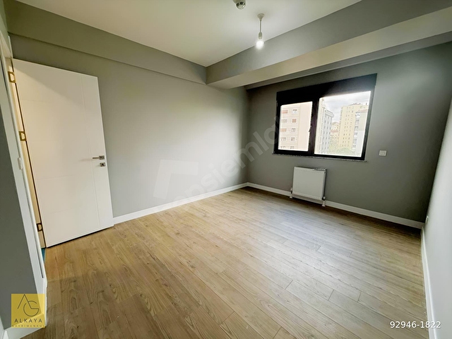 Havuzlu Sitede Satılık 2+1 Daire 75 m² Balkonlu, 2 Banyolu, - Görsel 19