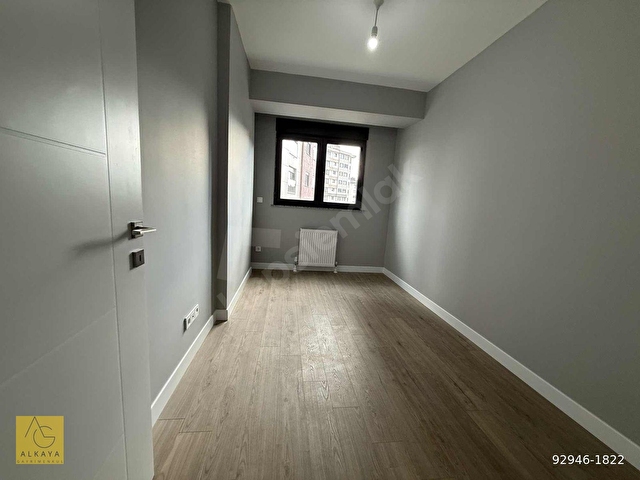 Havuzlu Sitede Satılık 2+1 Daire 75 m² Balkonlu, 2 Banyolu, - Görsel 12