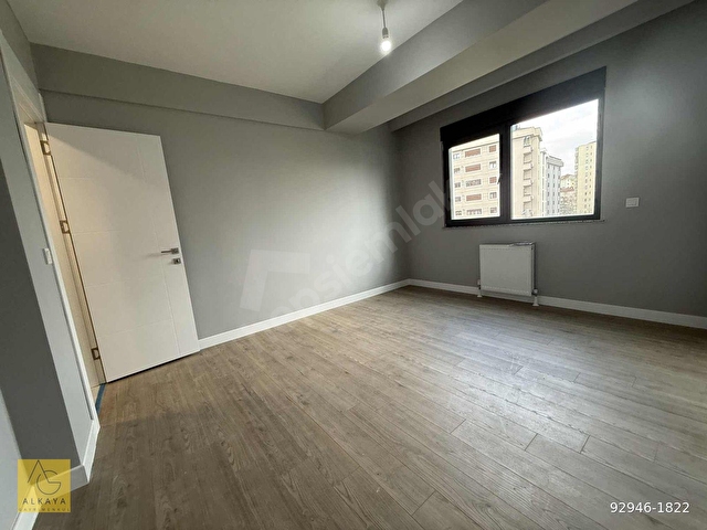Havuzlu Sitede Satılık 2+1 Daire 75 m² Balkonlu, 2 Banyolu, - Görsel 18
