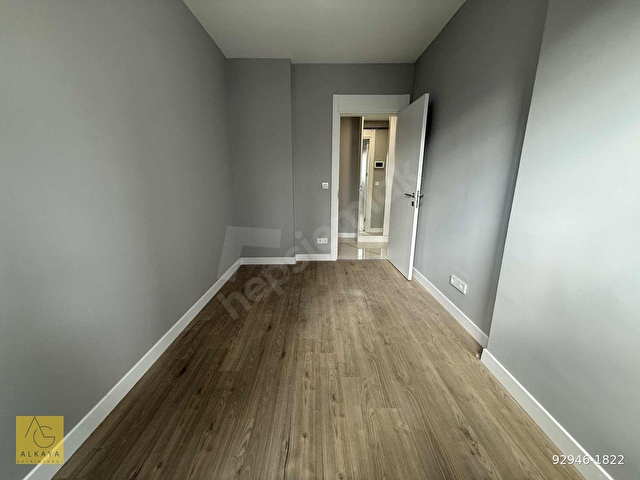 Havuzlu Sitede Satılık 2+1 Daire 75 m² Balkonlu, 2 Banyolu, - Görsel 15