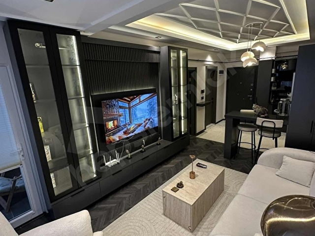 ATAKUMDA LÜKS EŞYALI HAVUZLU DENİZ MANZARALI KONSENPT 1+1 DAİRE - Görsel 8