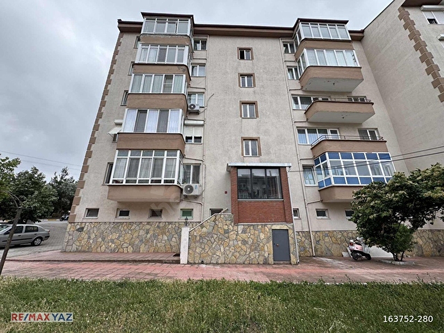 REMAX YAZ DAN ADNAN MENDERES MAHALLESINDE ARAKAT SATILIK DAIRE - Görsel 4