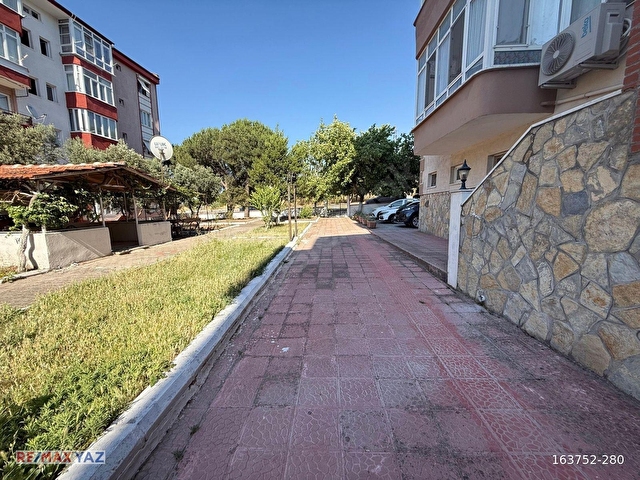 REMAX YAZ DAN ADNAN MENDERES MAHALLESINDE ARAKAT SATILIK DAIRE - Görsel 25