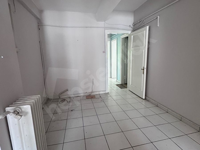 MİTATPAŞADA 3+1  KOMBİLİ BÜYÜK DAİRE - Görsel 15