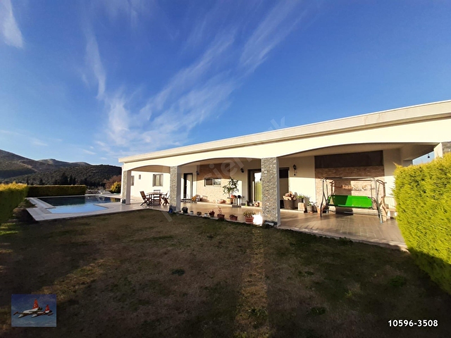 Bodrum Da Satilik Villa Mustakil Bahceli Yuzme Havuzlu Malikane 10596 3508 Hurriyet Emlak