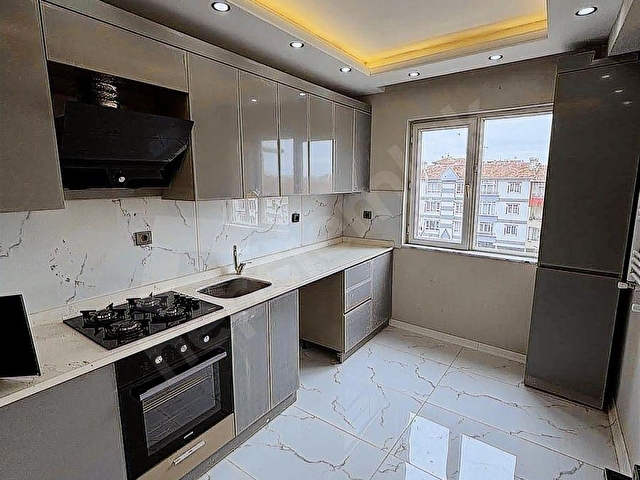 EV GÖRden KAZIM KARABEKİR MAH . 3+1 || CADDEde / 125m2 - Görsel 4