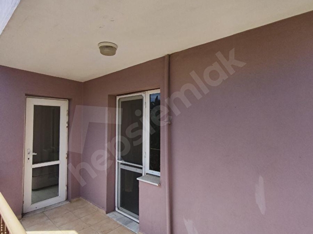 GÜMÜLDÜR SAHİLDE YAZ KIŞ KİRALIK 2+1 75 M2 DAİRE