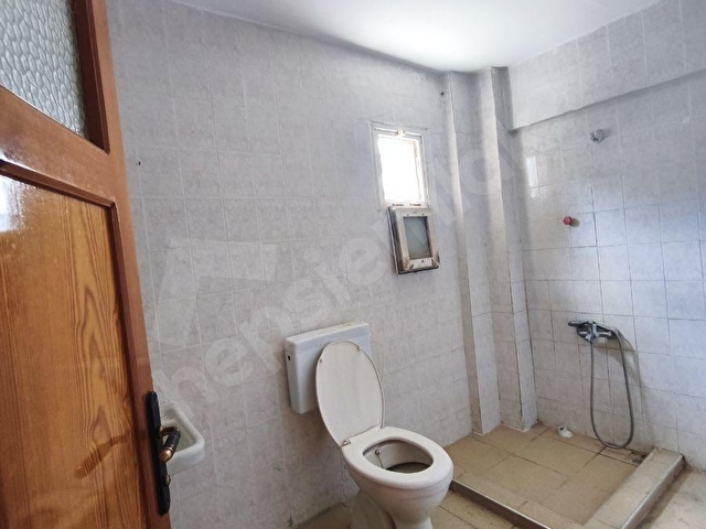 GÜMÜLDÜR SAHİLDE YAZ KIŞ KİRALIK 2+1 75 M2 DAİRE - Görsel 14
