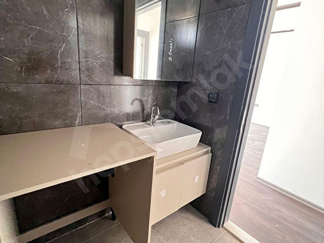 DÖŞEMEALTI THERMESOS HASTANE YAKINI ARA KAT 1+1 SIFIR DAİRE - Görsel 13