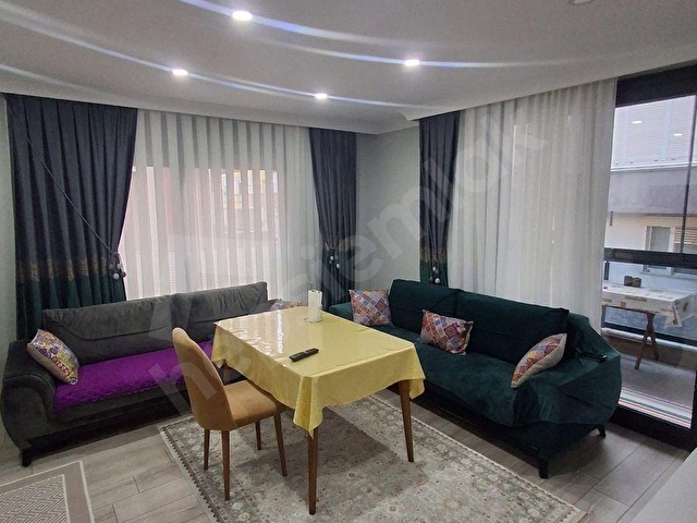 AYVALIK SARIMSAKLI TAM MERKEZDE EŞYALI SATILIK 2+1 DAİRE - Görsel 5