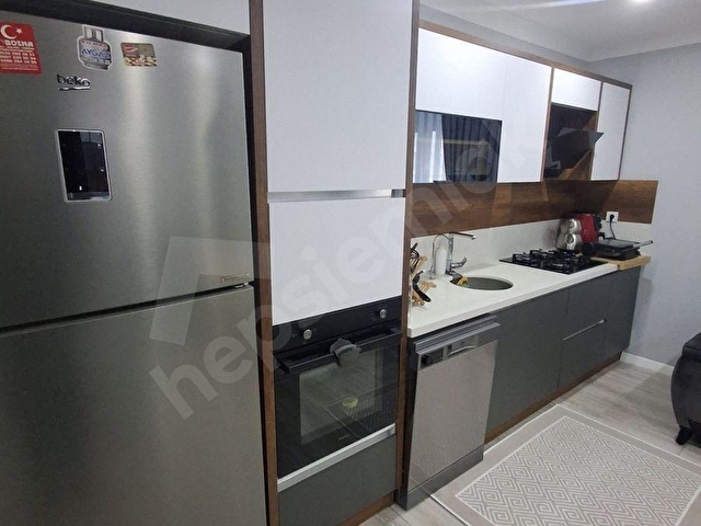 AYVALIK SARIMSAKLI TAM MERKEZDE EŞYALI SATILIK 2+1 DAİRE - Görsel 10