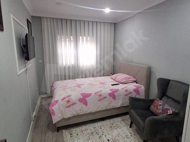 AYVALIK SARIMSAKLI TAM MERKEZDE EŞYALI SATILIK 2+1 DAİRE - Görsel 12
