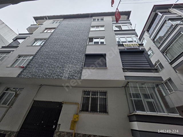 GÖRGEÇ EMLAKTAN MERKEZİ LOKASYONDA SATILIK 2+1 DAİRE - Görsel 22