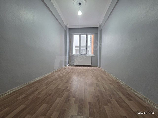 GÖRGEÇ EMLAKTAN MERKEZİ LOKASYONDA SATILIK 2+1 DAİRE - Görsel 13