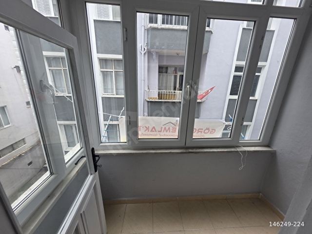 GÖRGEÇ EMLAKTAN MERKEZİ LOKASYONDA SATILIK 2+1 DAİRE - Görsel 5