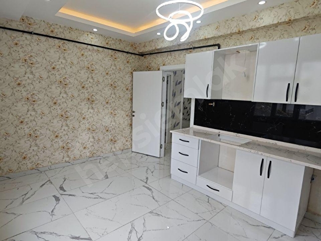 4 odalı 2.35 sonunda badıllı güzelşehir rampasına yakın yerde - Görsel 2