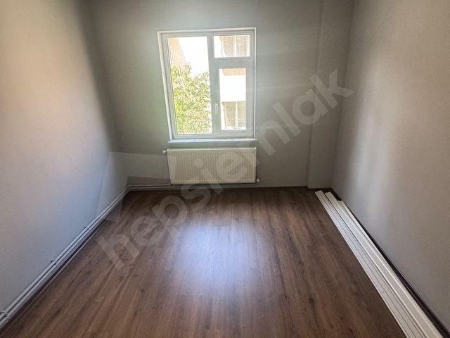 İstasyon Caddesinde Sıfırlanmış Kiralık 2+1 Daire - Görsel 10