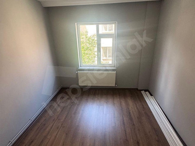 İstasyon Caddesinde Sıfırlanmış Kiralık 2+1 Daire - Görsel 11