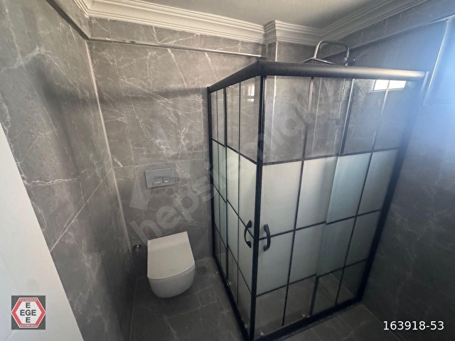 İstasyon Caddesinde Sıfırlanmış Kiralık 2+1 Daire - Görsel 13