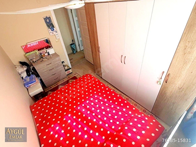 AKÇAYDA AYGÜLDEN ÖN CEPHE DOĞALGAZLI HEMEN OTURUMA HAZIR GENİŞ BALKONLU ASANSÖRLÜ 2+1SATILIK DAİRE - Görsel 19