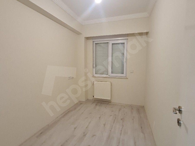 Yatırımcıya Kiracılı Emniyet Tranvay Yakın 1.Kat 2+1,kapalı ve Acık Otoparklı Doğalgazlı 95m2  Daire - Görsel 4