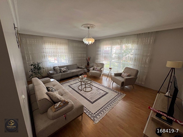 HAKAN EMLAKTAN 1. KAT 3+1 125 M2 ÇİFT BALKON - Görsel 2
