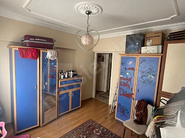 EMSADAN DUYGU CAFE ARKASI 3+1 GÜNEYBATI CEPHE SİTE İÇİ SATILIK KELEPİR - Görsel 3