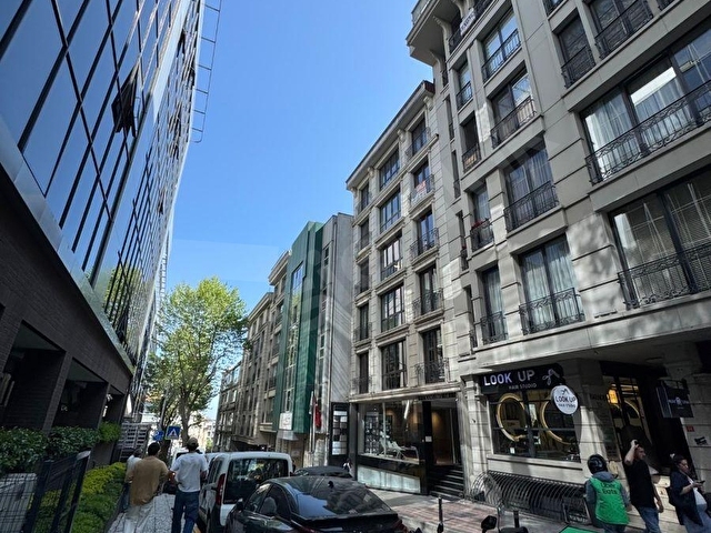 ERKUTUNDAN NİŞANTAŞI AMERİKAN HASTANESİ YANINDA, ASANSÖRLÜ, 85 M2 KİRALIK İŞ YERİ - Görsel 24