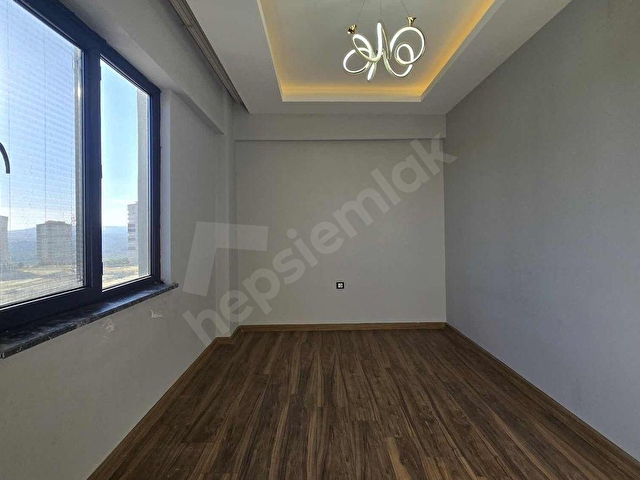 EMLAK DİYARINDAN BEŞTEPEDE 3+1SATILIK LÜKS GENİŞ DAİRE - Görsel 19
