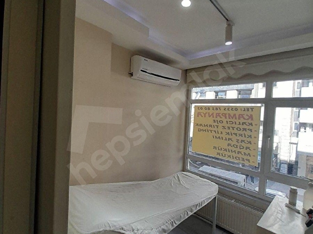 KIZILAY MEŞRUİYET CADDE MANİKÜR GÜZELLİK SALONU - Görsel 3