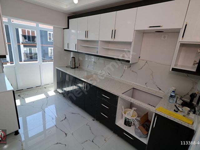 EMRE EMLAKTAN AKŞEMSETTİNDE ÖN CEPHE KÖŞE BİNA FULL YAPILI 3+1 SATILIK DAİRE - Görsel 7