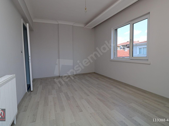 EMRE EMLAKTAN AKŞEMSETTİNDE ÖN CEPHE KÖŞE BİNA FULL YAPILI 3+1 SATILIK DAİRE - Görsel 14