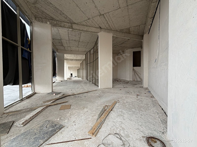 DİAMOND GÖKSUDA BULVARDA 285 m²+85 m2 DEPO GENİŞ CEPHELİ DÜKKAN - Görsel 7