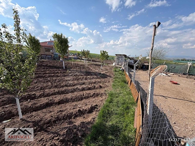 ARİFOĞLUDAN ANA YOLA SIFIR KAYITLI 2+1 EVLİ 580 m2 HİSSELİ ARSA - Görsel 28