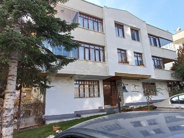 GOP ÜST RESITGALIP te fulll yapili ön cephe işyeri şık mobilyali sekreterya+ 3+1 60.000TL - Görsel 2