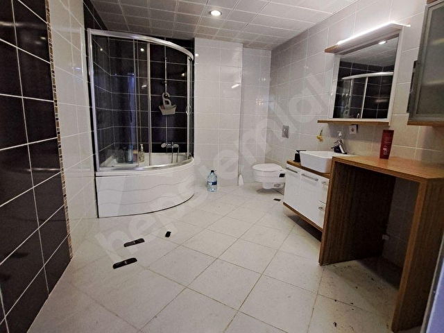 BEYLİKDÜZÜ 180M² VİLLA TADINDA 3+1 - Görsel 27