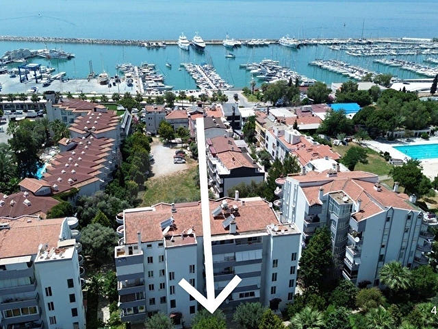 Kuşadası Marina Mevki Sahile 300 Metre Dükkan