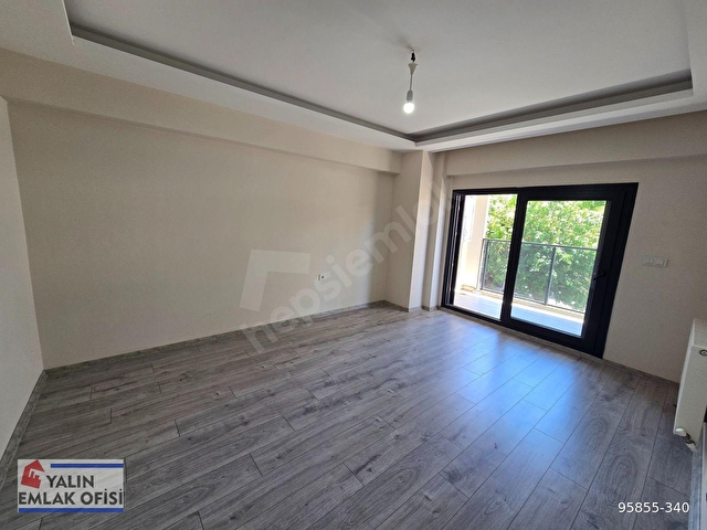 ŞEMİKLER İZBAN YAKINI ARAKAT KAPALI MUTFAK 2+1 KİRALIK DAİRE - Görsel 2