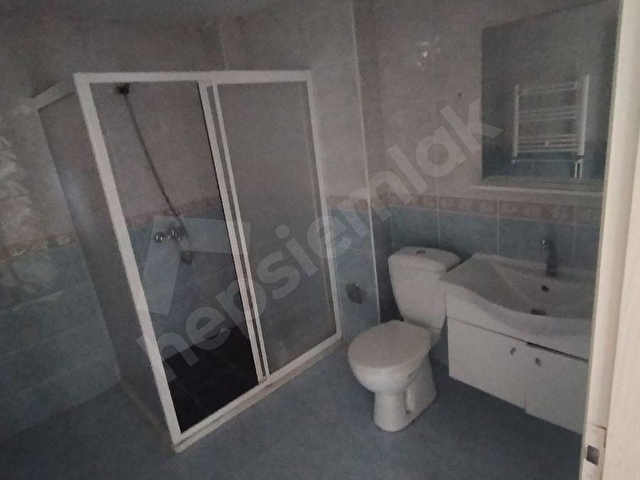 ADİLDEN DOLUNAY MAHALLESİNDE SİTE İÇİNDE 3+1 145 M2 1.KAT  KİRALIK DAİRE - Görsel 22