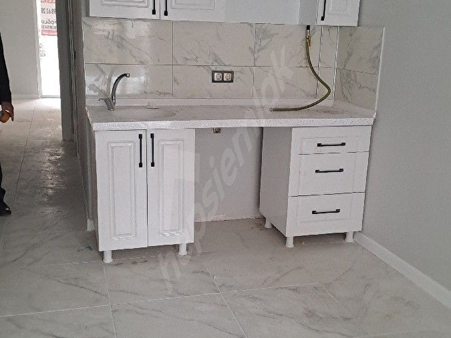 kirsehir merkez adliye yaninda 1+1 kiralik - Görsel 2