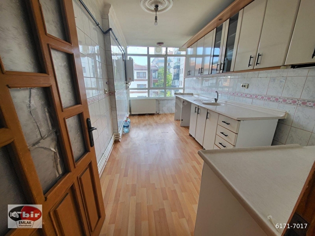 Huzur da 1134. Sokakta Boş, Bakımlı, Ön Cephe 3+1 otoparklı - Görsel 2