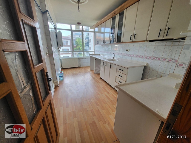 Huzur da 1134. Sokakta Boş, Bakımlı, Ön Cephe 3+1 otoparklı